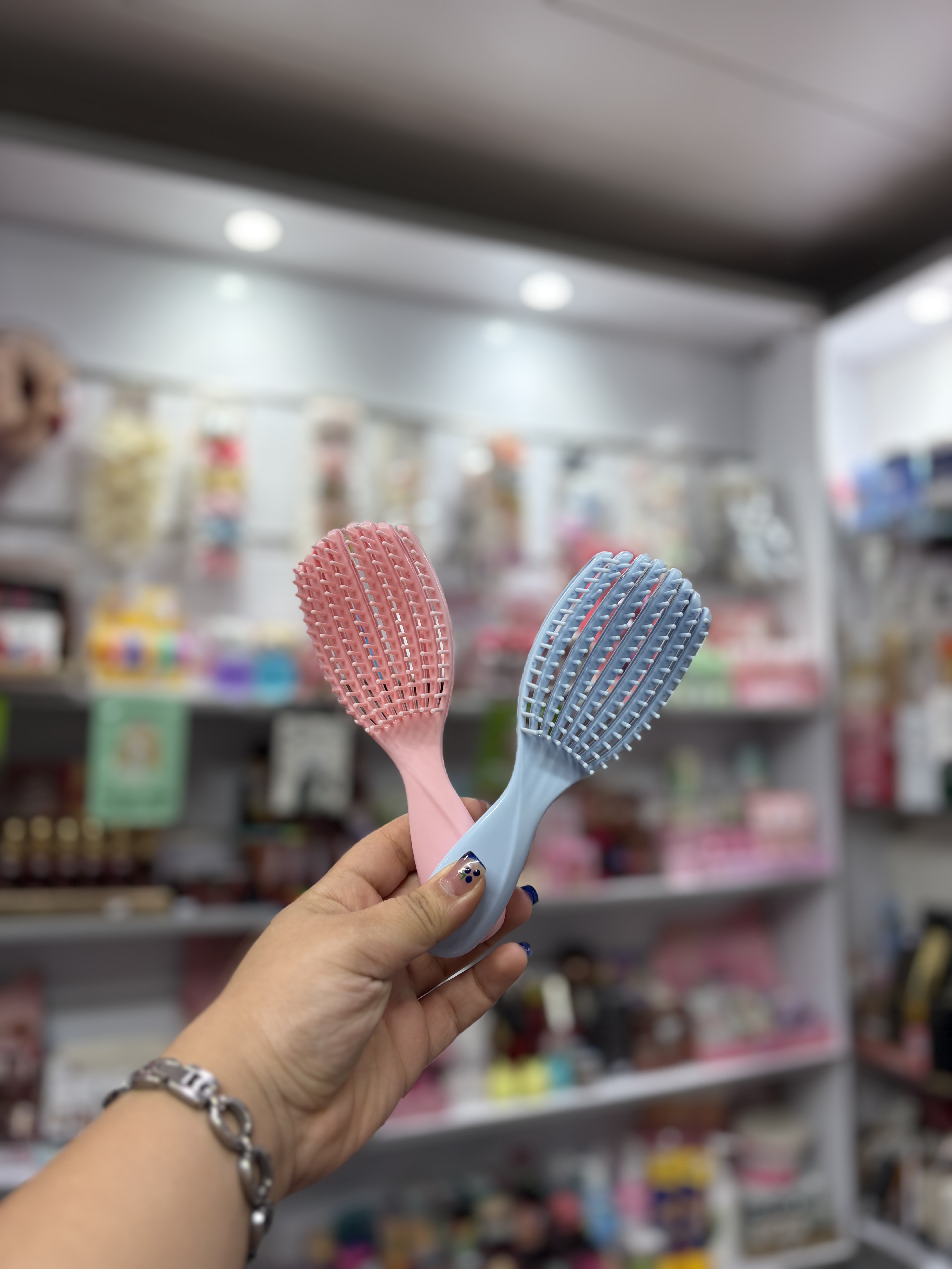 برس پلاستیکی مخصوص موهای فر